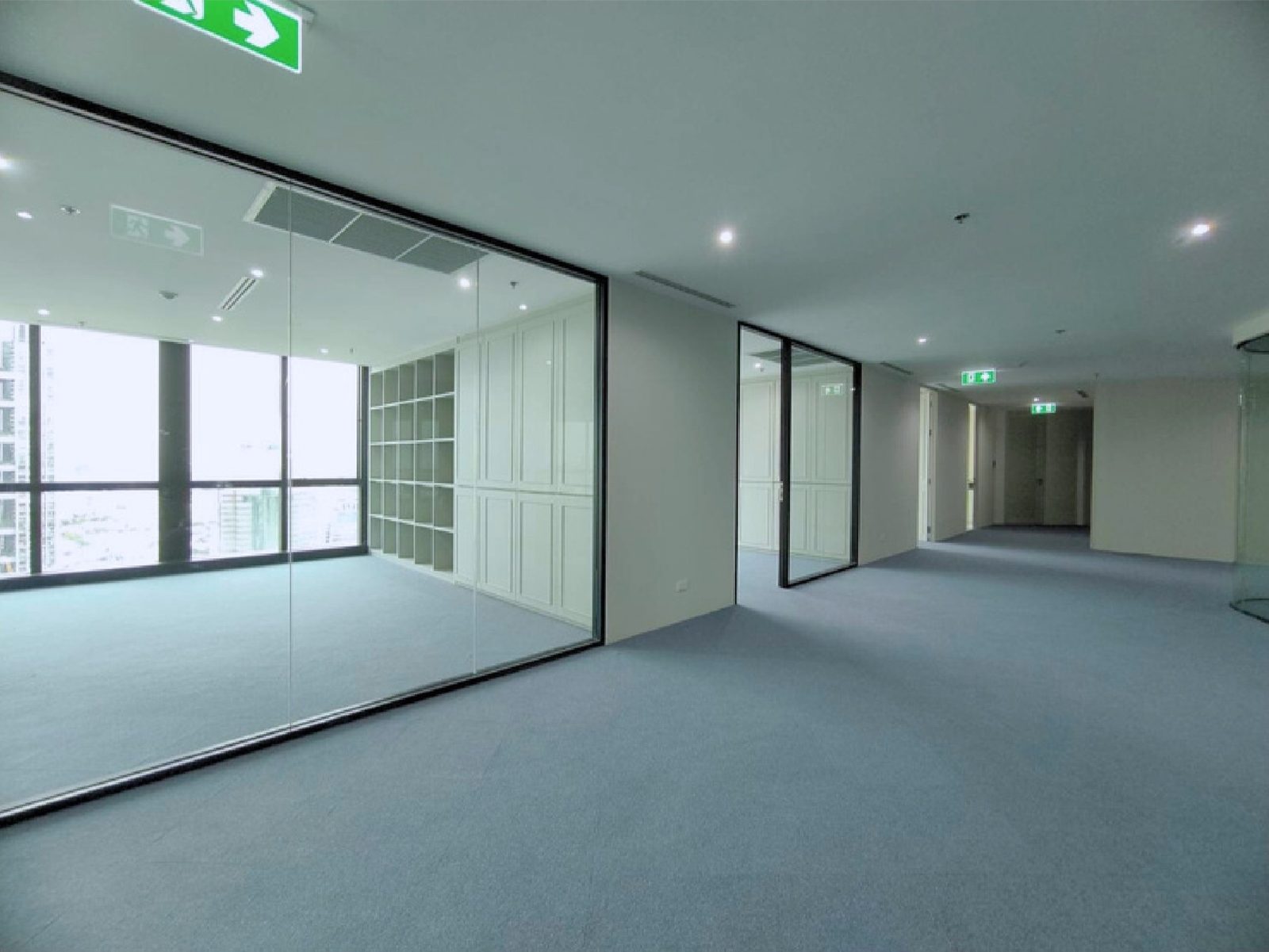 Bluewave Silom — Dongchong project